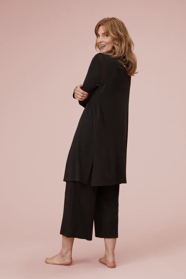 Malia Black Merino Sleeveless Cardigan - Image 2