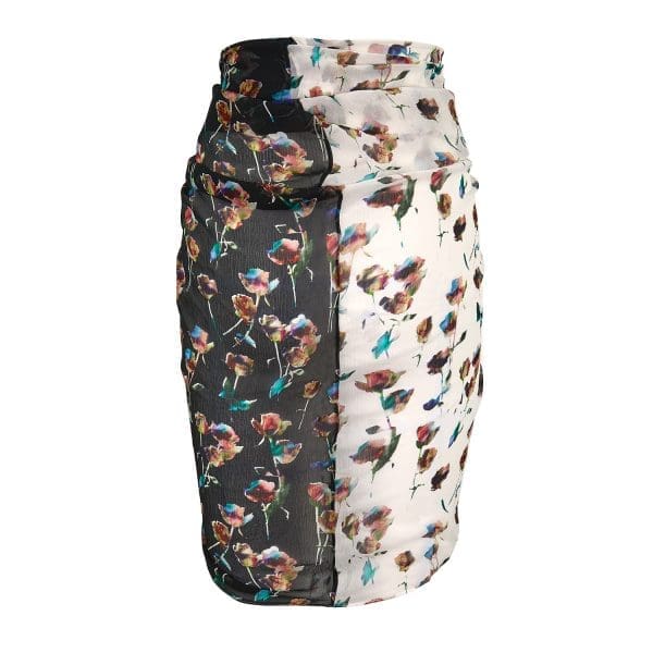 Suvi Rainbow Rose Sarong - Image 3