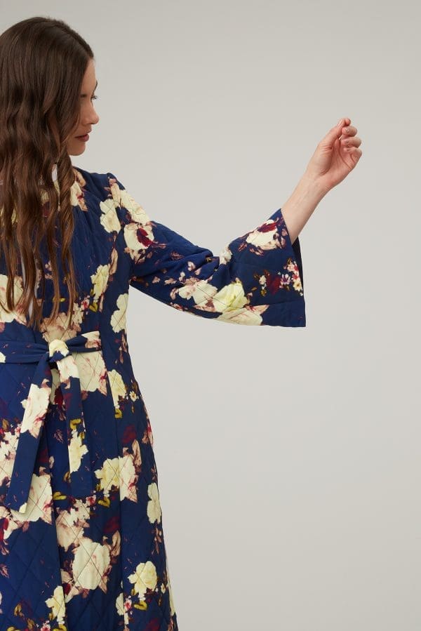 Dahlia Midnight Floral Reversible Quilted Coat - Image 4