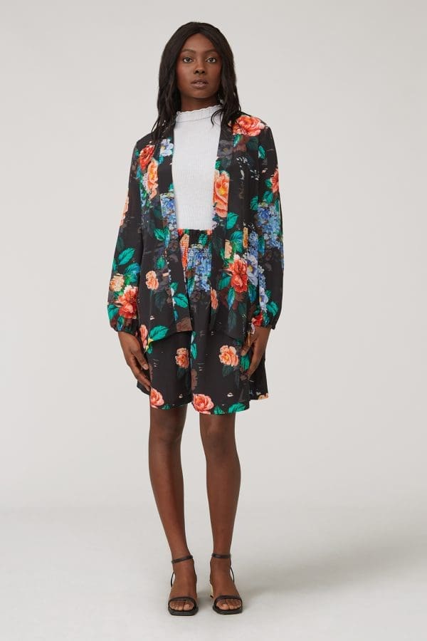 Black Vintage Floral Short Kimono