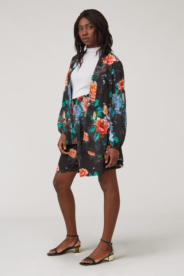 Black Vintage Floral Short Kimono - Image 2