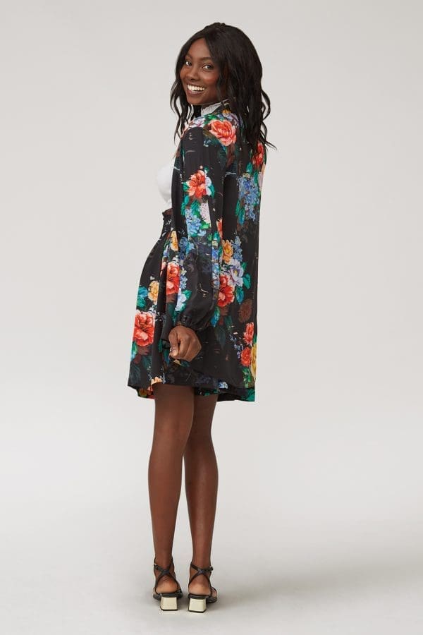 Black Vintage Floral Short Kimono - Image 4